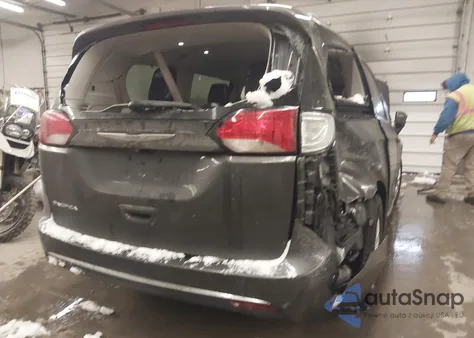 2017 Chrysler Pacifica Touring-L from USA, damaged, VIN 2C4RC1BG1HR757974